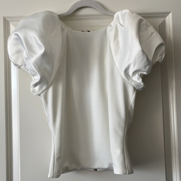 CICI BUBBLE SLEEVE TOP - Picture 7 of 11